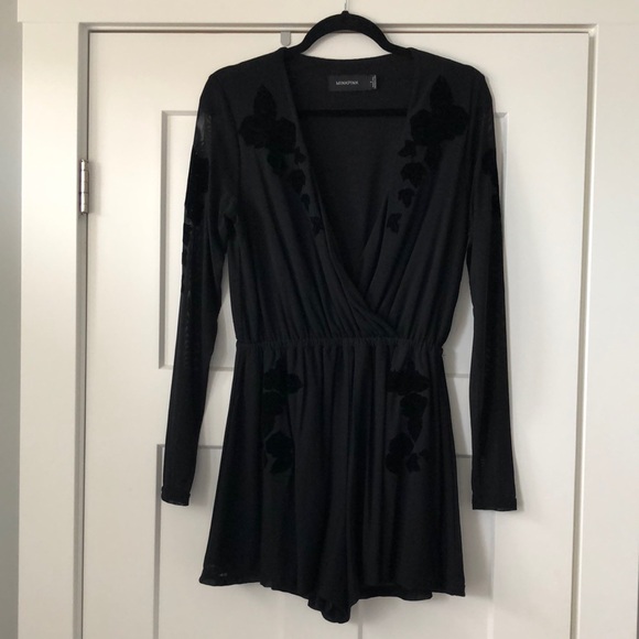 Minkpink shorts romper - Picture 1 of 4